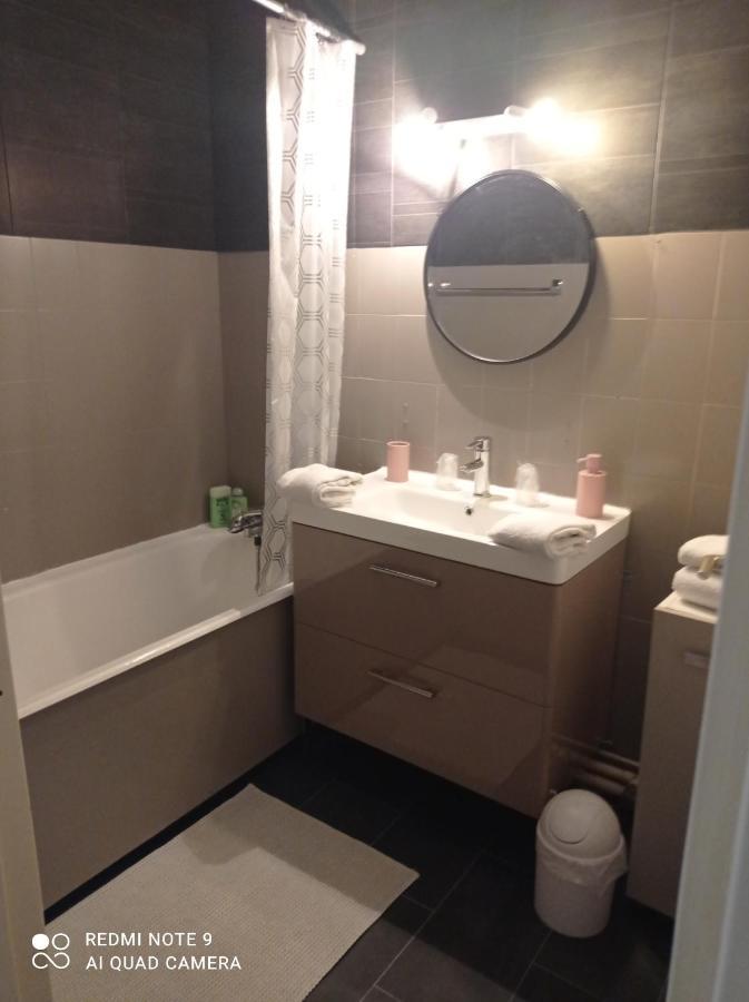 Le Cosy Apartment Виши Екстериор снимка