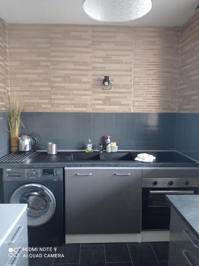 Le Cosy Apartment Виши Екстериор снимка