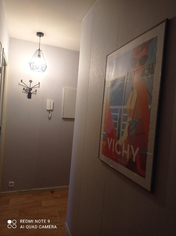 Le Cosy Apartment Виши Екстериор снимка