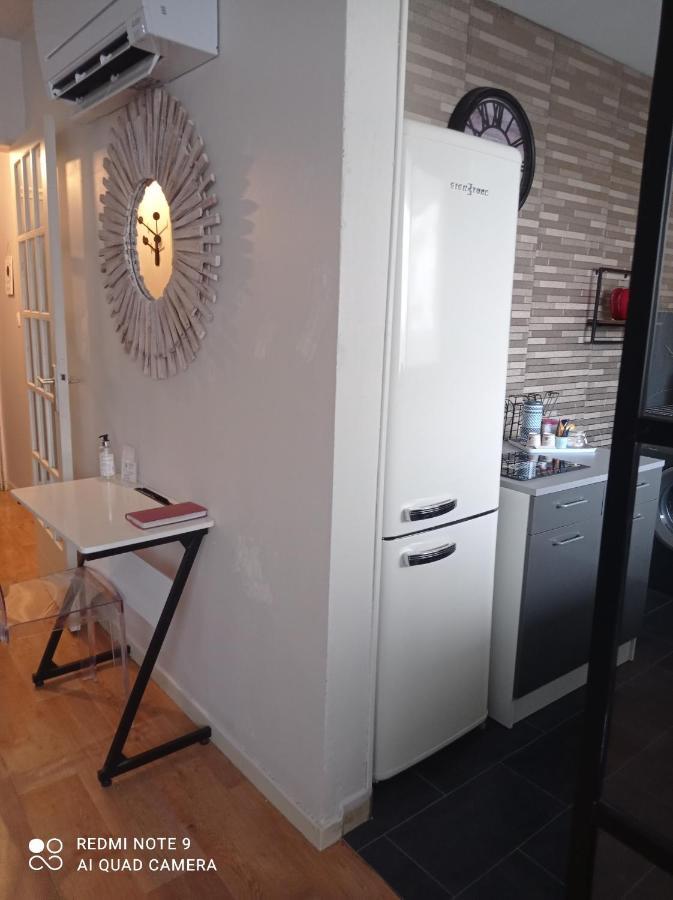 Le Cosy Apartment Виши Екстериор снимка